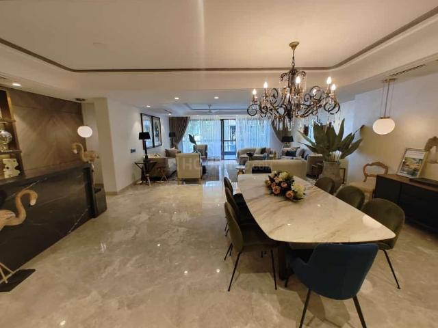 4 BHK Independent Builder Floor in Safdarjung Development Area for resale New Delhi. The reference number is 16265354
