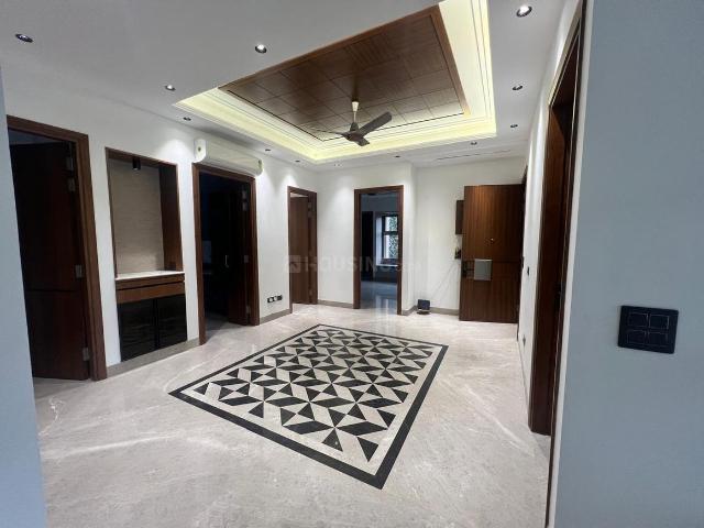 4 BHK Independent Builder Floor in Safdarjung Enclave for rent New Delhi. The reference number is 20695154