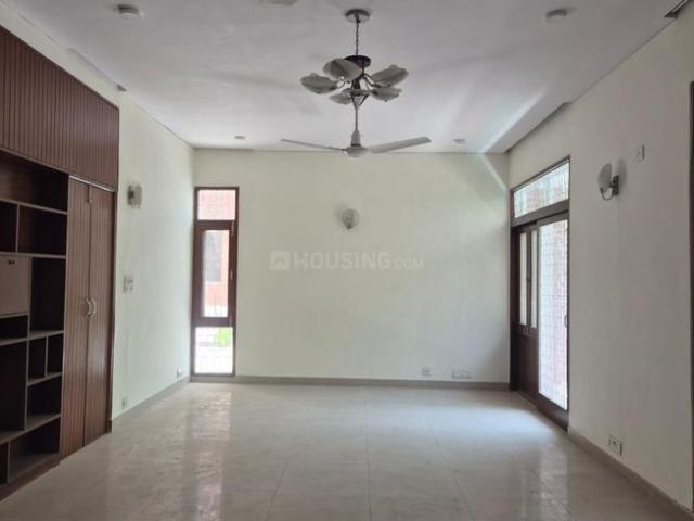 4 BHK Independent Builder Floor in Safdarjung Enclave for rent New Delhi. The reference number is 20958143