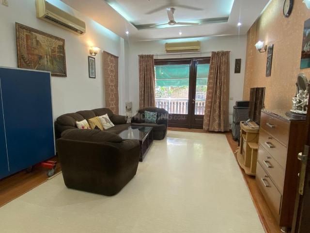 4 BHK Independent Builder Floor in Safdarjung Enclave for rent New Delhi. The reference number is 20391725
