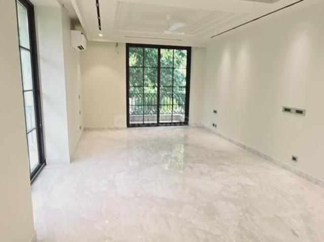 4 BHK Independent Builder Floor in Safdarjung Enclave for resale New Delhi. The reference number is 14971916