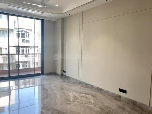 4 BHK Independent Builder Floor in Safdarjung Enclave for resale New Delhi. The reference number is 20027172