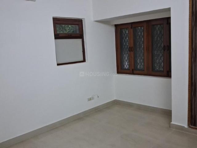4 BHK Independent Builder Floor in Sarita Vihar for rent New Delhi. The reference number is 19742658