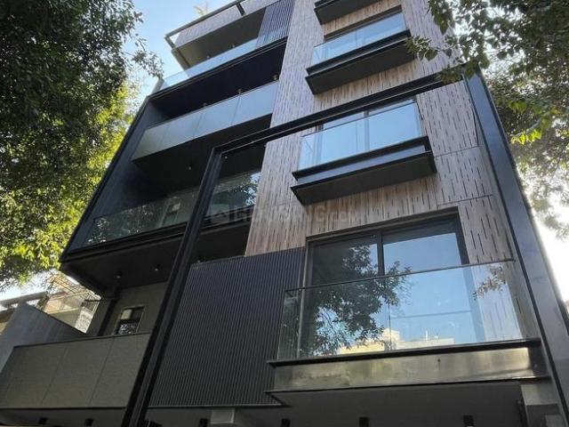 4 BHK Independent Builder Floor in Sector 43 for resale Gurgaon. The reference number is 16786893