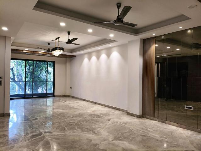 4 BHK Independent Builder Floor in Sector 43 for resale Gurgaon. The reference number is 19810070