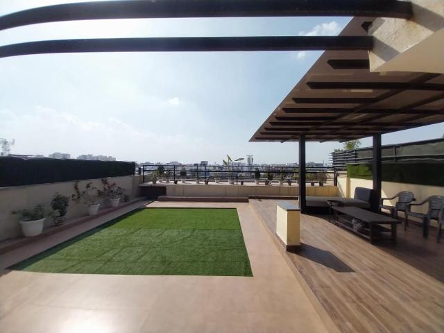 4 BHK Independent Builder Floor in Sector 43 for resale Gurgaon. The reference number is 20347131