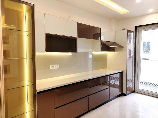4 BHK Independent Builder Floor in Sector 41 for resale Gurgaon. The reference number is 18110327