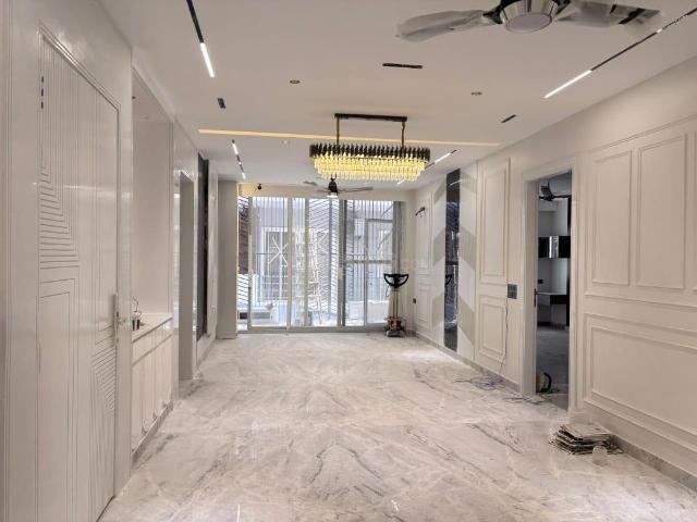 4 BHK Independent Builder Floor in Sector 41 for resale Gurgaon. The reference number is 20003696