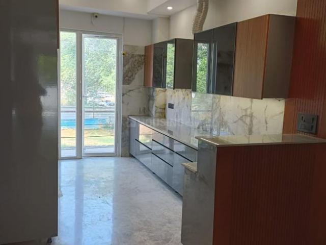 4 BHK Independent Builder Floor in Sector 44 for rent Gurgaon. The reference number is 19944575