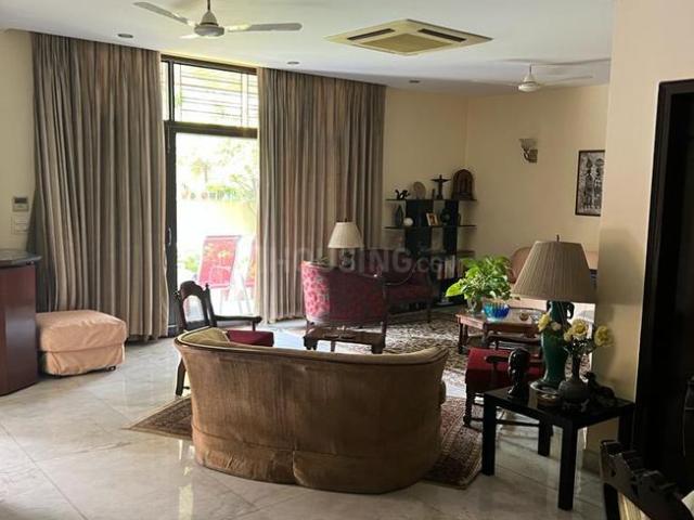 4 BHK Independent Builder Floor in Sector 44 for rent Noida. The reference number is 12209533