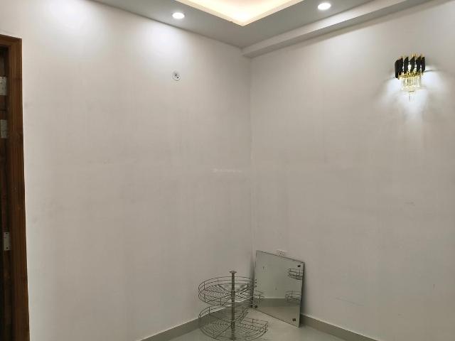 4 BHK Independent Builder Floor in Sector 45 for resale Gurgaon. The reference number is 19382017
