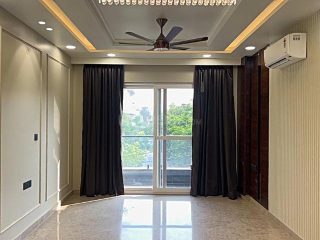 4 BHK Independent Builder Floor in Sector 45 for resale Gurgaon. The reference number is 20168932