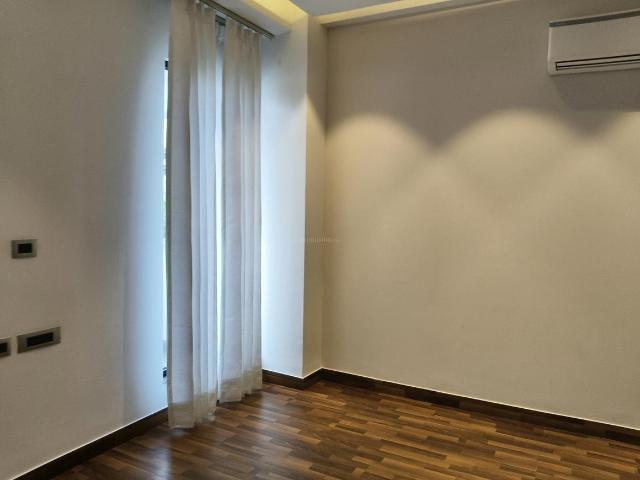 4 BHK Independent Builder Floor in Sector 48 for resale Gurgaon. The reference number is 19790911