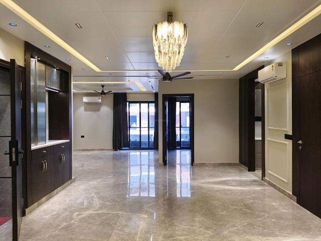 4 BHK Independent Builder Floor in Sector 49 for resale Gurgaon. The reference number is 18438792