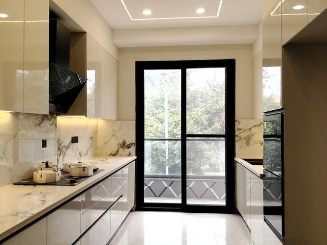 4 BHK Independent Builder Floor in Sector 49 for resale Gurgaon. The reference number is 18110965