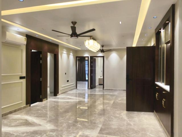4 BHK Independent Builder Floor in Sector 49 for resale Gurgaon. The reference number is 19471555