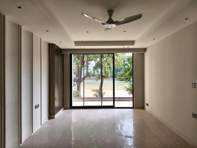 4 BHK Independent Builder Floor in Sector 49 for resale Gurgaon. The reference number is 19936029