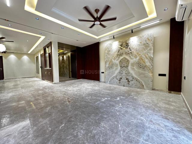 4 BHK Independent Builder Floor in Sector 49 for resale Gurgaon. The reference number is 19947010