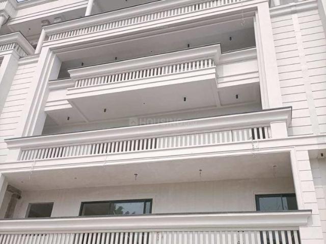 4 BHK Independent Builder Floor in Sector 50 for resale Gurgaon. The reference number is 20030897