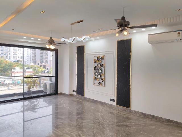 4 BHK Independent Builder Floor in Sector 49 for resale Gurgaon. The reference number is 20225179