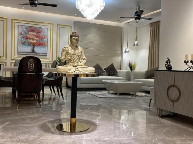 4 BHK Independent Builder Floor in Sector 51 for resale Gurgaon. The reference number is 19733507