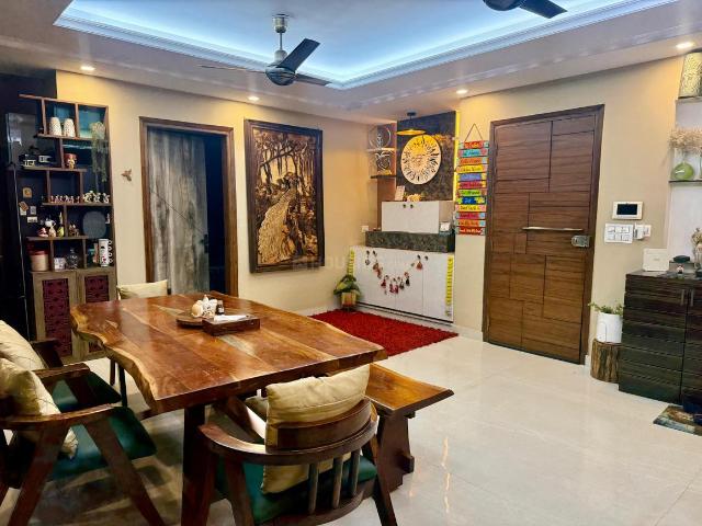 4 BHK Independent Builder Floor in Sector 52 for resale Gurgaon. The reference number is 20161512