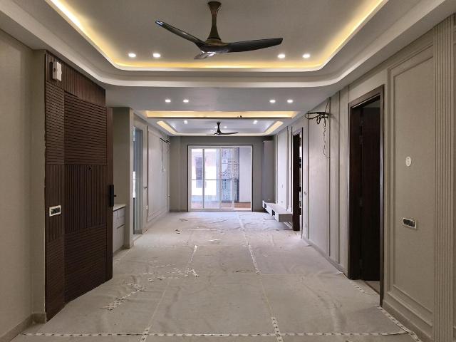 4 BHK Independent Builder Floor in Sector 52 for resale Gurgaon. The reference number is 20245833