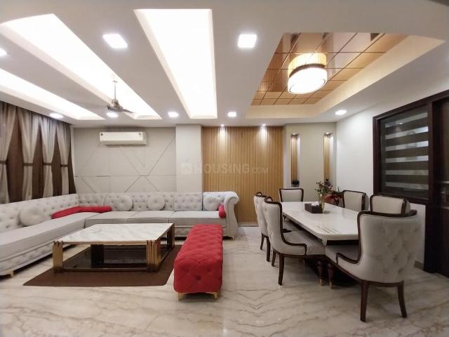 4 BHK Independent Builder Floor in Sector 57 for rent Gurgaon. The reference number is 21000943