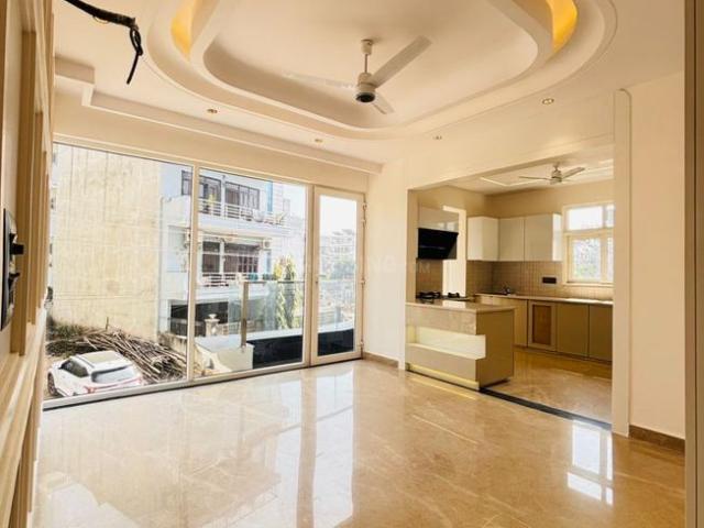4 BHK Independent Builder Floor in Sector 57 for resale Gurgaon. The reference number is 19757512