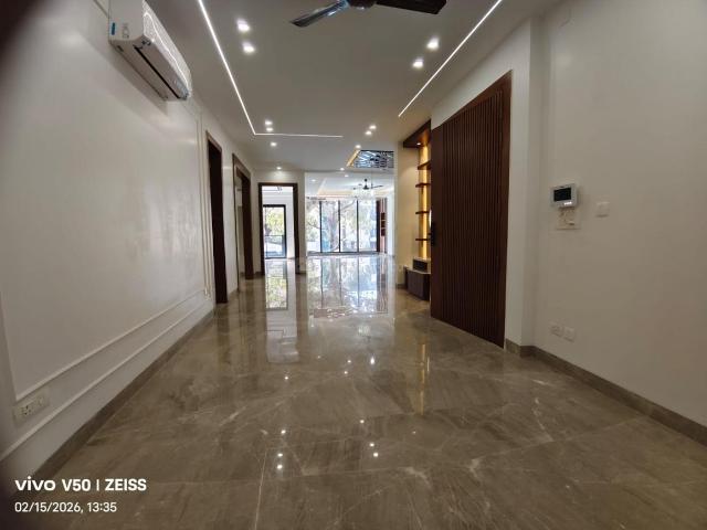 4 BHK Independent Builder Floor in Sector 57 for resale Gurgaon. The reference number is 19821785