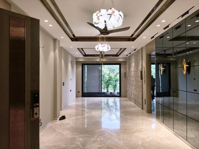4 BHK Independent Builder Floor in Sector 57 for resale Gurgaon. The reference number is 20780780