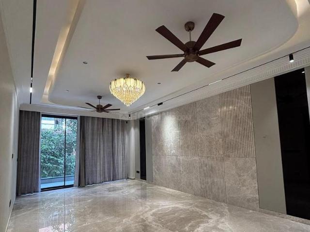 4 BHK Independent Builder Floor in Sector 57 for resale Gurgaon. The reference number is 20001758