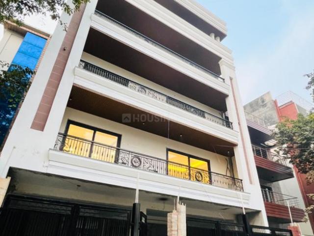 4 BHK Independent Builder Floor in Sector 55 for resale Gurgaon. The reference number is 19054091