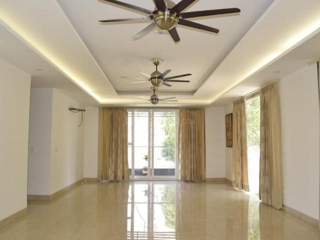 4 BHK Independent Builder Floor in Sector 56 for rent Gurgaon. The reference number is 20819424