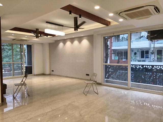 4 BHK Independent Builder Floor in Sector 56 for resale Gurgaon. The reference number is 19853126