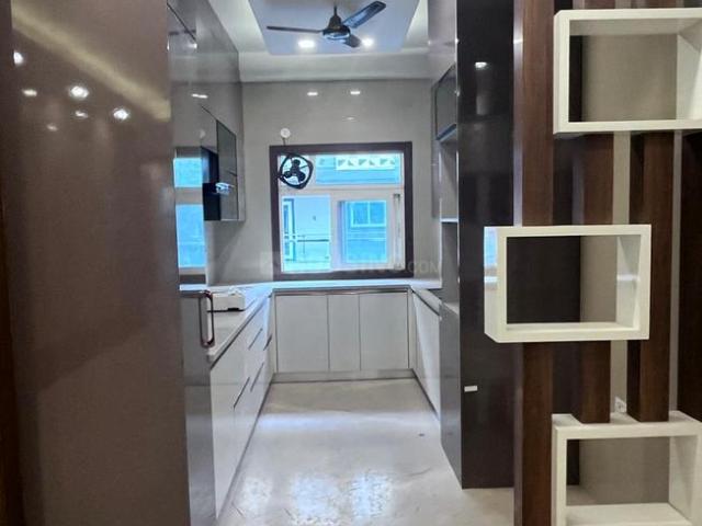 4 BHK Independent Builder Floor in Sector 56 for resale Gurgaon. The reference number is 19263405