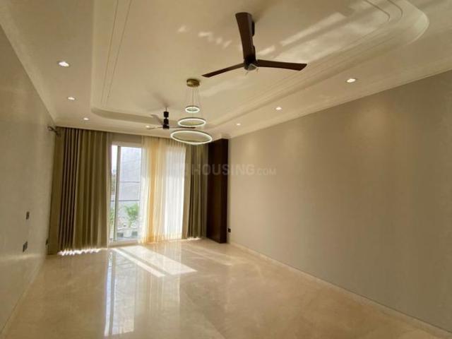 4 BHK Independent Builder Floor in Sector 63 for resale Gurgaon. The reference number is 19925028