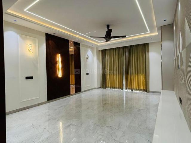 4 BHK Independent Builder Floor in Sector 63 for resale Gurgaon. The reference number is 19071473