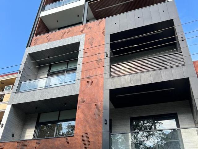 4 BHK Independent Builder Floor in Sector 63 for resale Gurgaon. The reference number is 20105794
