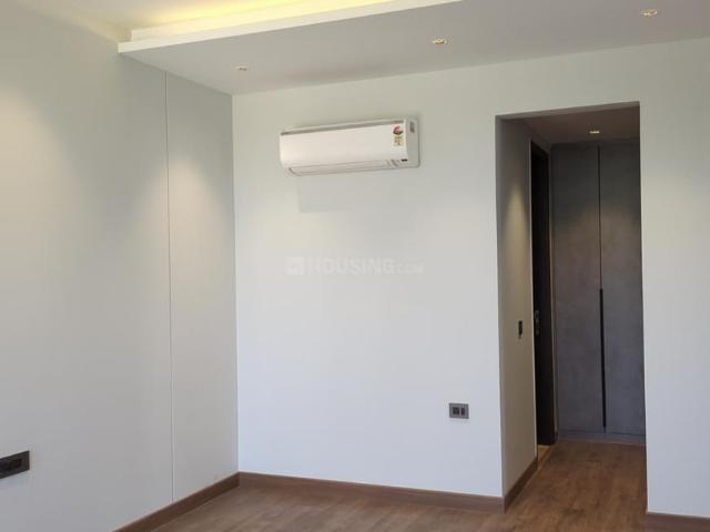 4 BHK Independent Builder Floor in Sector 63 for resale Gurgaon. The reference number is 20154318