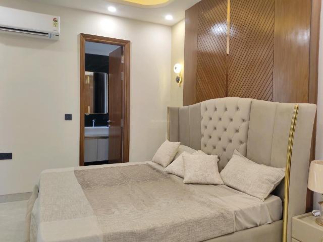 4 BHK Independent Builder Floor in Sector 67 for resale Gurgaon. The reference number is 19068675
