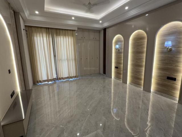 4 BHK Independent Builder Floor in Sector 67 for resale Gurgaon. The reference number is 20284394