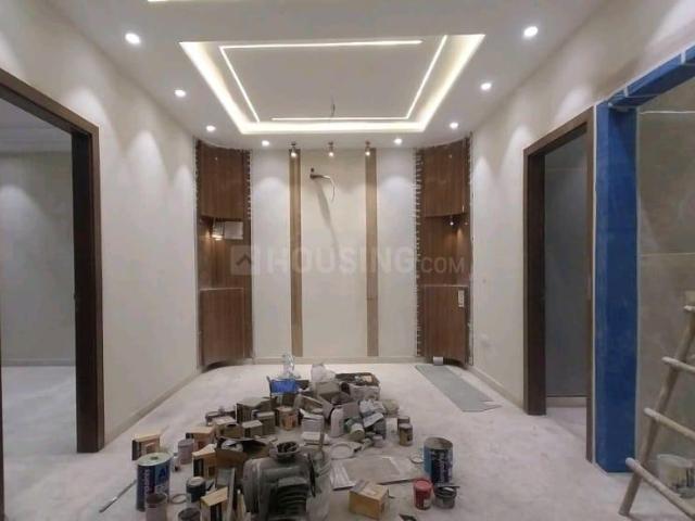 4 BHK Independent Builder Floor in Sector 6 Rohini for resale New Delhi. The reference number is 19537174
