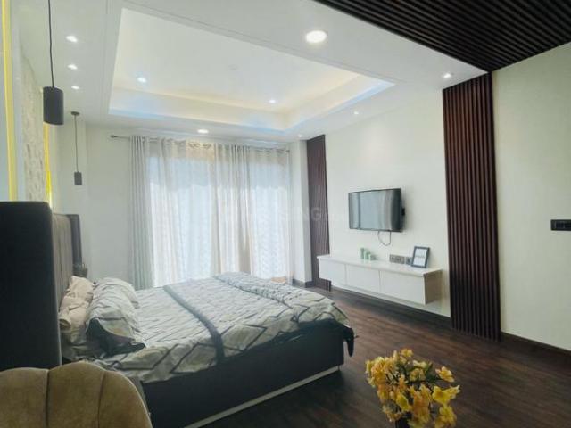 4 BHK Independent Builder Floor in Sector 70A for resale Gurgaon. The reference number is 20145805
