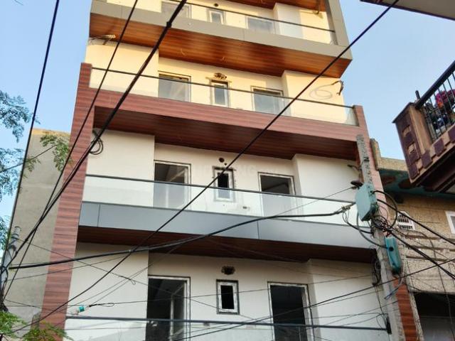 4 BHK Independent Builder Floor in Sector 7 for resale Gurgaon. The reference number is 20007803
