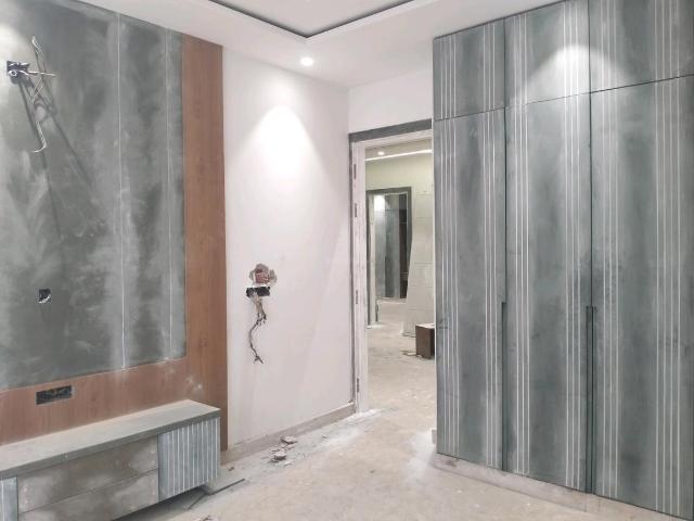 4 BHK Independent Builder Floor in Sector 7 Rohini for resale New Delhi. The reference number is 19074117