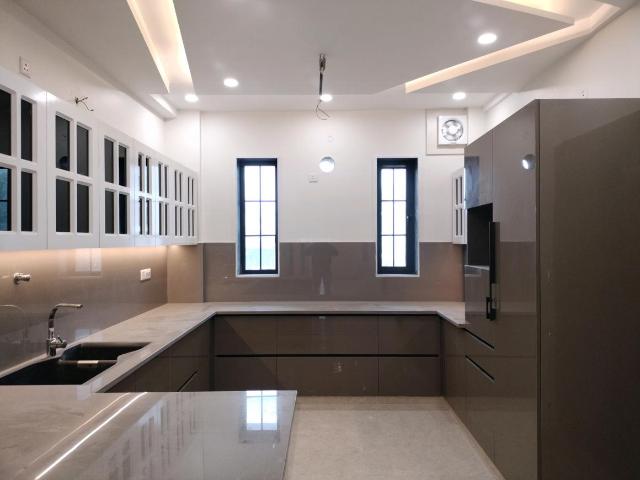 4 BHK Independent Builder Floor in Sector 85 for resale Faridabad. The reference number is 19040834