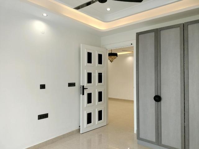4 BHK Independent Builder Floor in Sector 85 for resale Faridabad. The reference number is 19535246