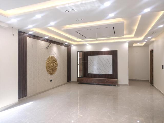 4 BHK Independent Builder Floor in Sector 85 for resale Faridabad. The reference number is 20248556