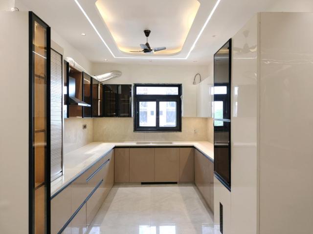 4 BHK Independent Builder Floor in Sector 89 for resale Faridabad. The reference number is 19887362